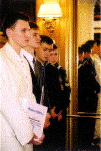 Авторы и лидеры программы "Книга Мира" Сергей и Антон Бугаев (19.12.2002, Россия, Санкт-Петербург)